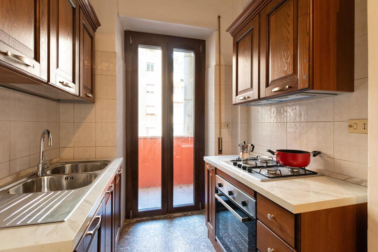 Di Fronte Alla Basilica Di San Paolo Apartman Róma Kültér fotó