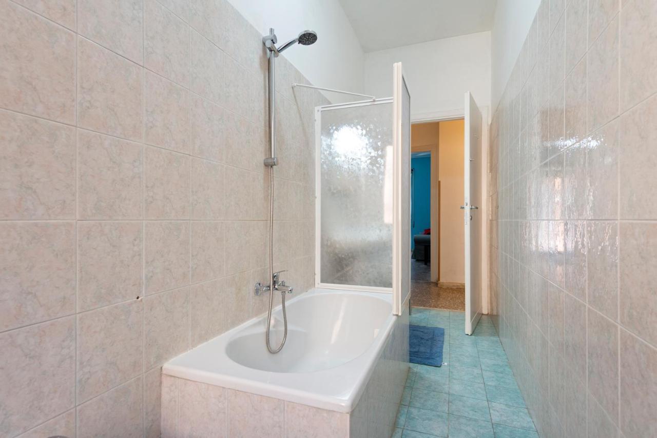 Di Fronte Alla Basilica Di San Paolo Apartman Róma Kültér fotó